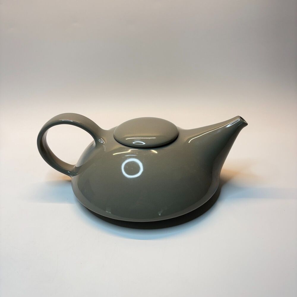 CLAUDIA SHURIDE Designer Gray Teapot Post Modern Minimalist Toscany Collection